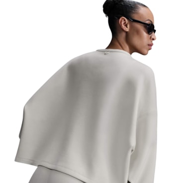 Blusão Nike 24.7 Impossibly Soft Knit Crew Feminino - Branco