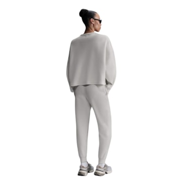 Blusão Nike 24.7 Impossibly Soft Knit Crew Feminino - Branco