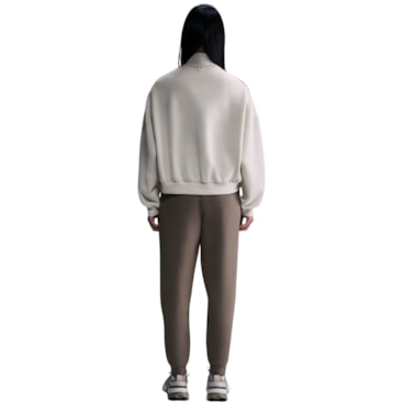Blusão Nike 24.7 ImpossiblySoft Dri-Fit Oversized Feminino - Bege