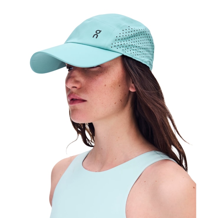 Boné On Lightweight Unissex - Azul Claro