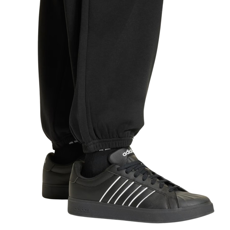 Calça Adidas Seasonal Essentials Collegiate Masculina - Preta