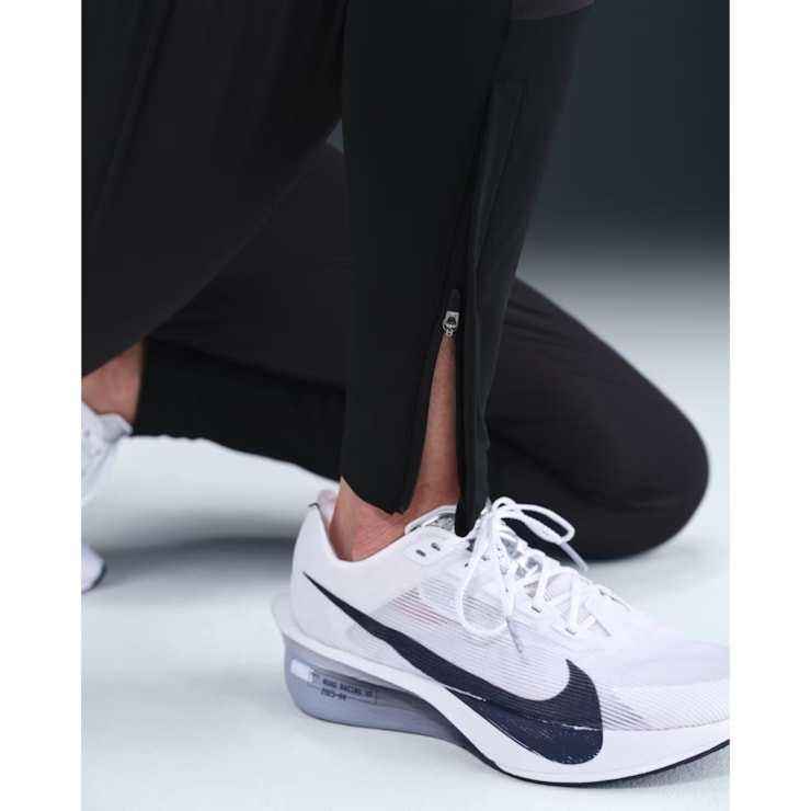 Calça Nike Swift Dri-Fit Cintura Média Feminina - Preta