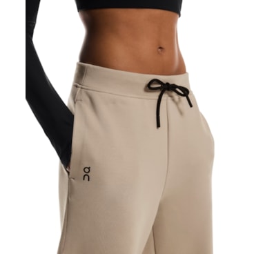 Calça On Focus Tech Sweatpants Feminina - Bege