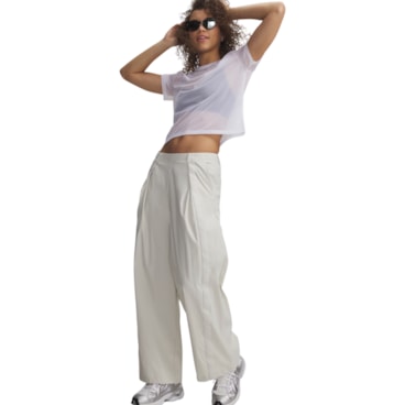 Calça Under Armour Unstoppable Pleated Feminina - Bege