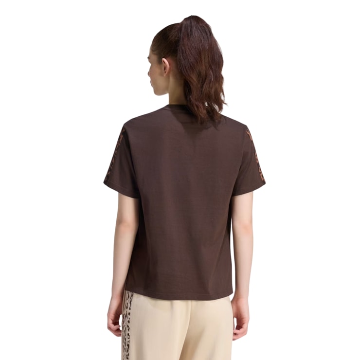 Camiseta Adidas Estampa Animal Seasonal Essentials Feminina