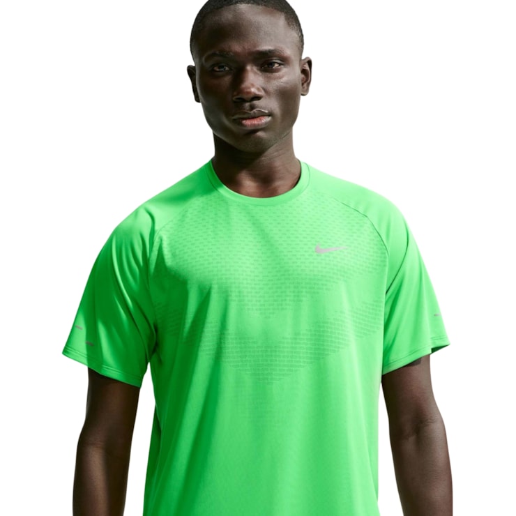 Camiseta Nike Dri-Fit Advance Stride Masculina - Verde Limão