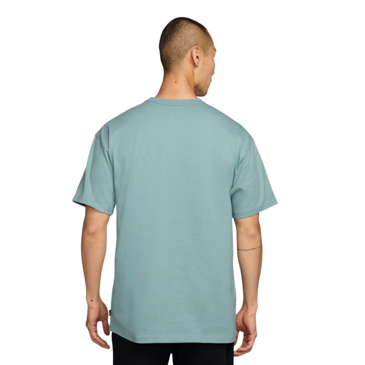 Camiseta Nike Premium Essentials Masculina - Cinza
