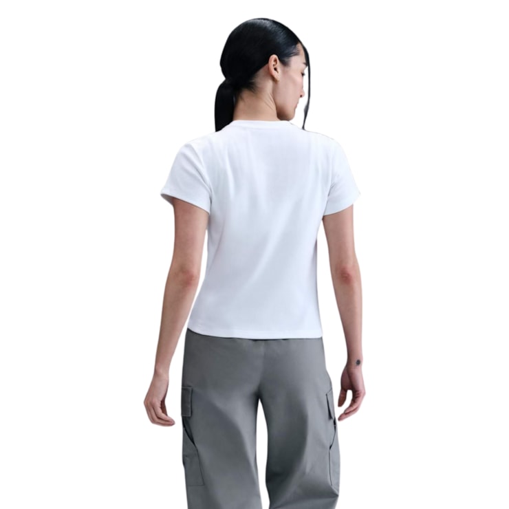 Camiseta Nike Sportswear Feminina - Branca