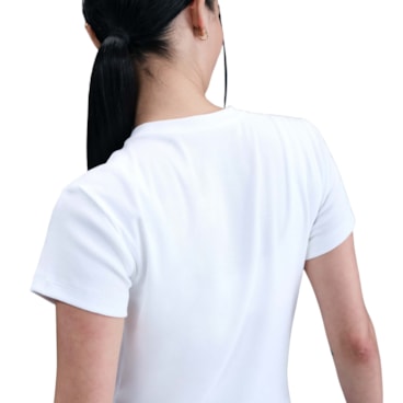 Camiseta Nike Sportswear Feminina - Branca