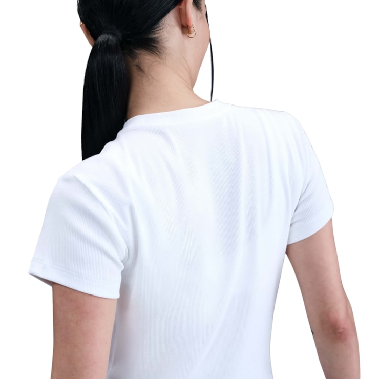Camiseta Nike Sportswear Feminina - Branca