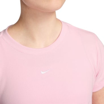 Camiseta Nike Sportswear Feminina - Rosa