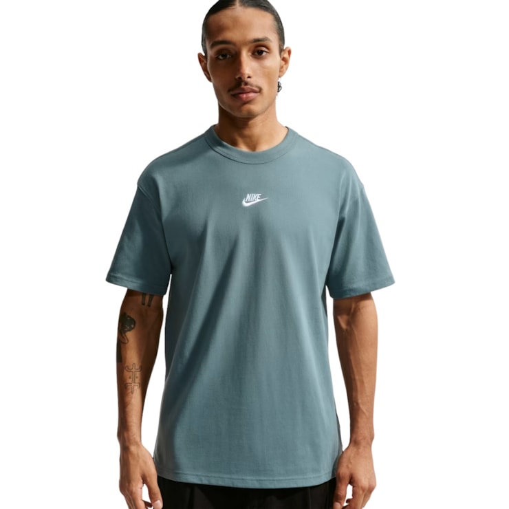 Camiseta Nike Sportswear Premium Essentials Masculina - Verde