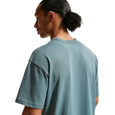 Camiseta Nike Sportswear Premium Essentials Masculina - Verde