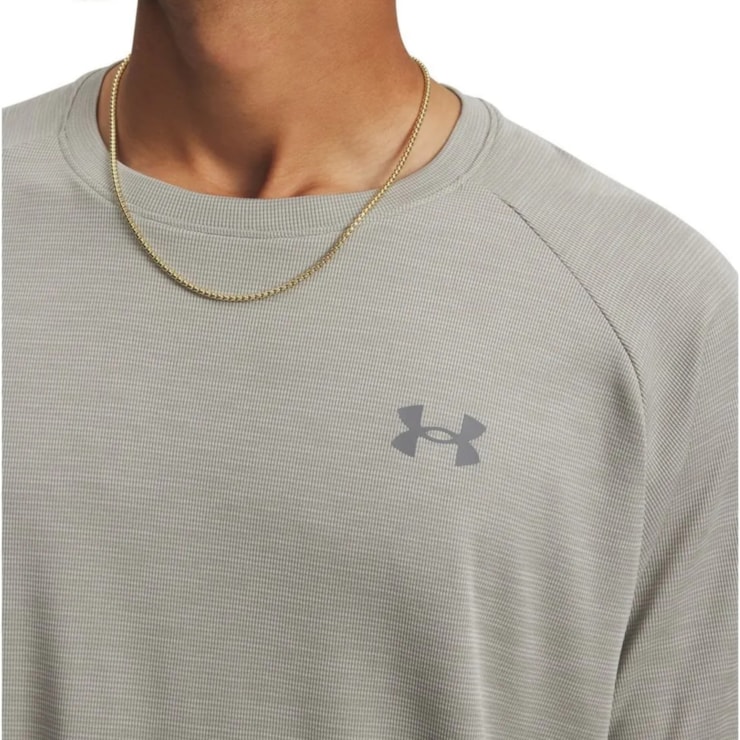 Camiseta Under Armour Tech Textured Masculina - Cinza