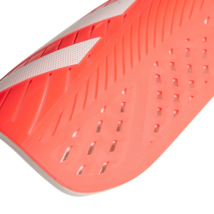 Caneleira Adidas Tiro Club Unissex - Vermelha