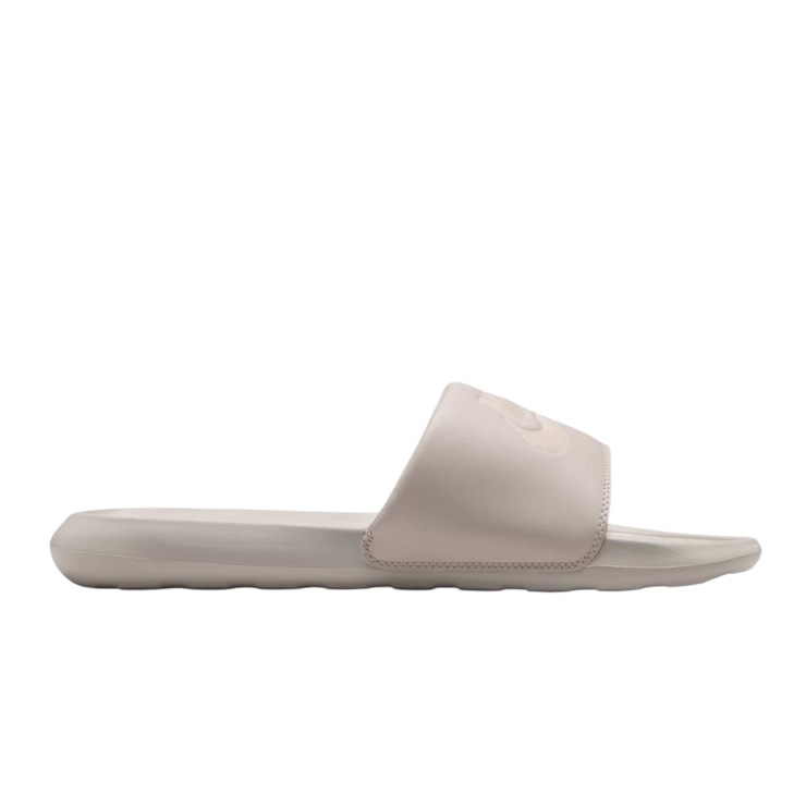 Chinelo Slide Nike Victori One Masculino - Bege