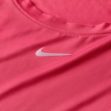 Regata Nike One Classic Feminina - Rosa