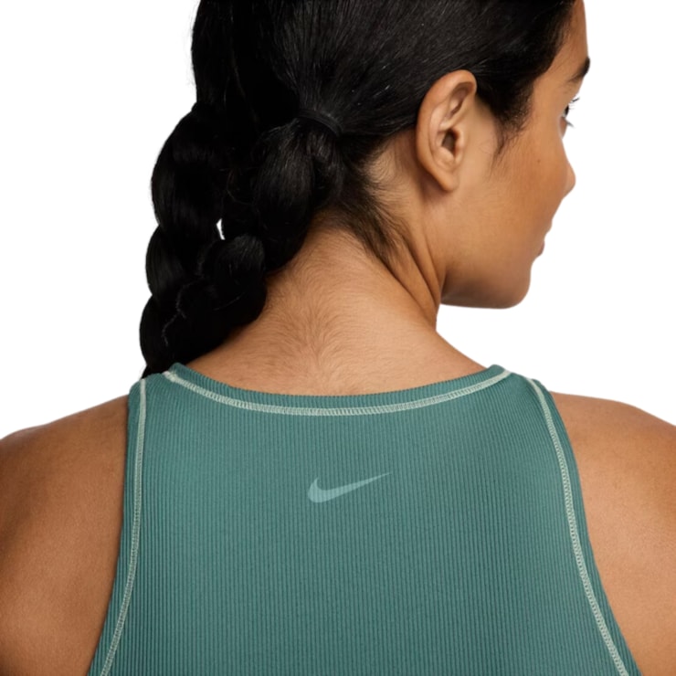 Regata Nike One Feminina - Verde