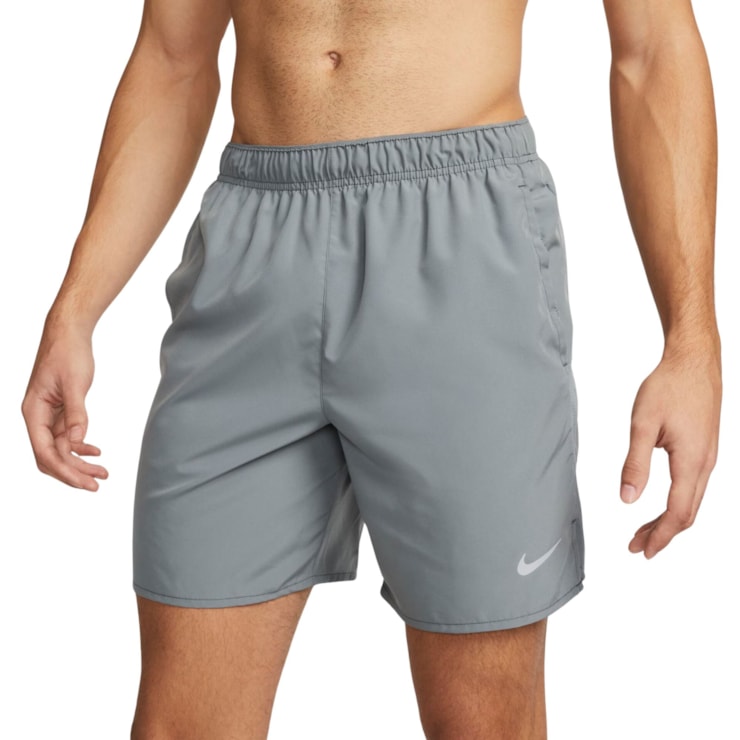 Short Nike Challenger 7 Masculino - Cinza