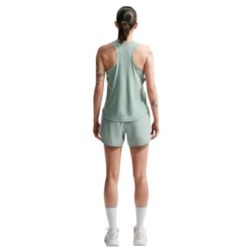 Shorts Nike Dri-FIT Tempo Feminino - Verde Claro