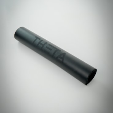 Tapete Theta Round Feminino - Preto