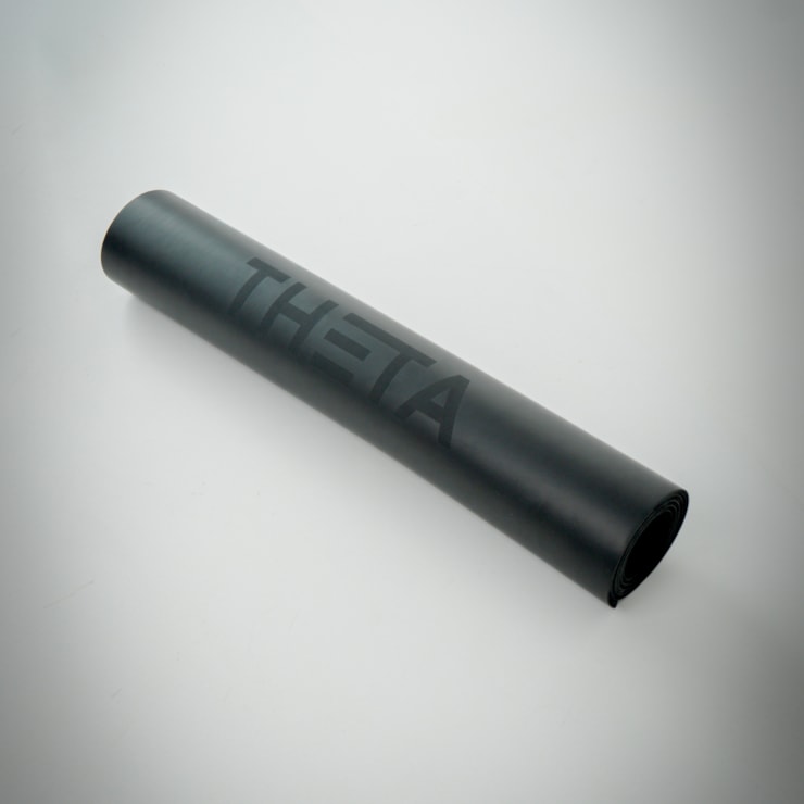 Tapete Theta Round Feminino - Preto