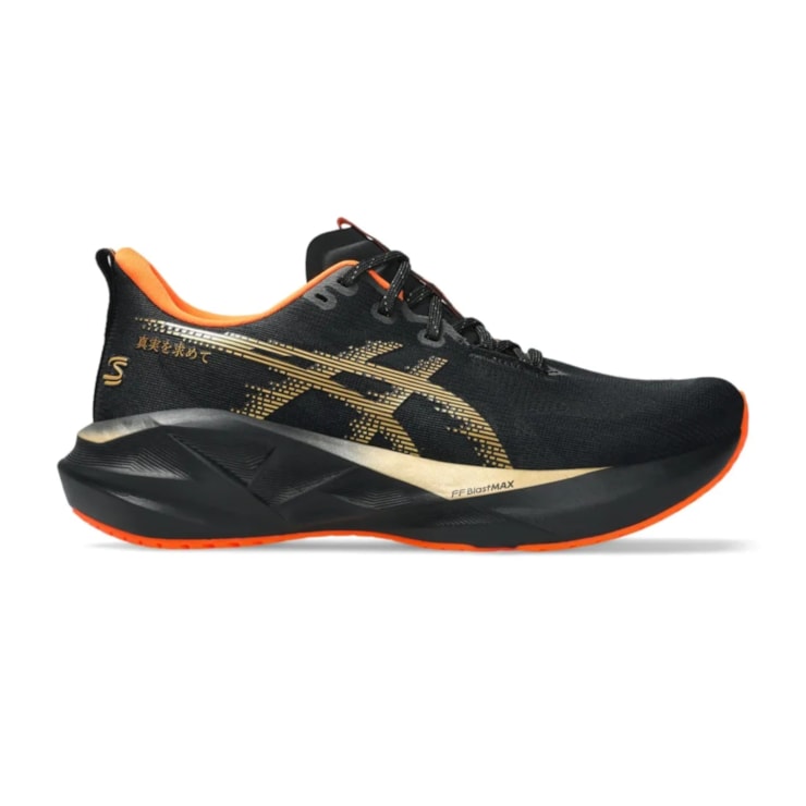 Tênis Asics Novablast 5 Senna Samurai Feminino - Preto/Dourado