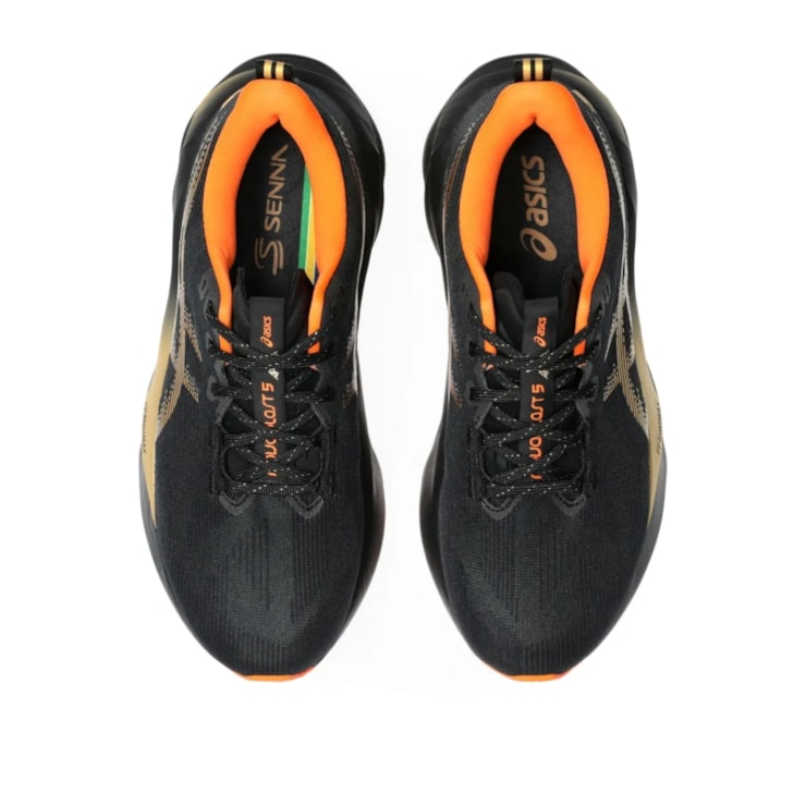 Tênis Asics Novablast 5 Senna Samurai Feminino - Preto/Dourado