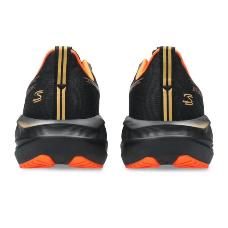 Tênis Asics Novablast 5 Senna Samurai Feminino - Preto/Dourado