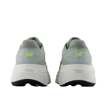 Tênis New Balance Fresh Foam X More V6 Masculino - Cinza/Amarelo