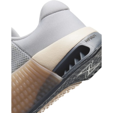 Tênis Nike Metcon 9 Feminino - Branco/Rosa