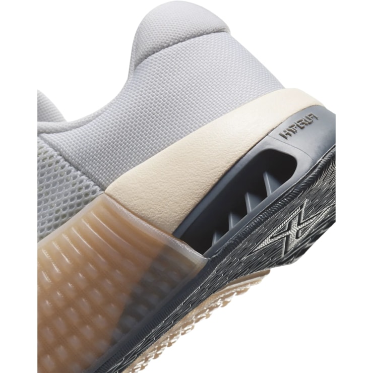 Tênis Nike Metcon 9 Feminino - Branco/Rosa