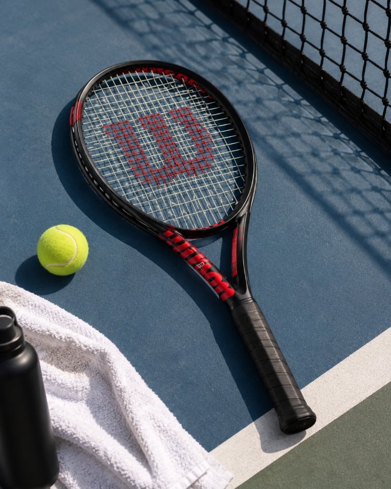 Raquete de Tênis Wilson Clash 100 V3 Unissex - Preta